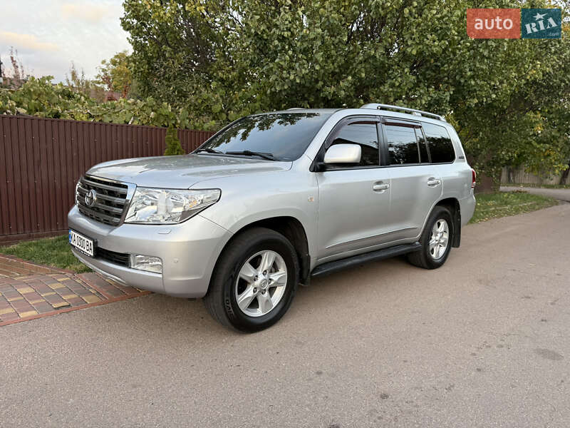 Внедорожник / Кроссовер Toyota Land Cruiser 2011 в Борисполе фото 3 Внедорожник / Кроссовер Toyota Land Cruiser 2011 в Борисполе