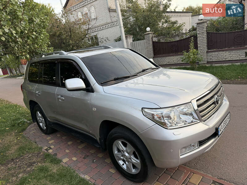 Внедорожник / Кроссовер Toyota Land Cruiser 2011 в Борисполе фото 14 Внедорожник / Кроссовер Toyota Land Cruiser 2011 в Борисполе