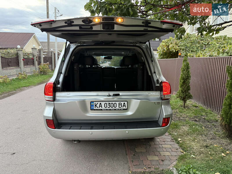 Внедорожник / Кроссовер Toyota Land Cruiser 2011 в Борисполе фото 56 Внедорожник / Кроссовер Toyota Land Cruiser 2011 в Борисполе
