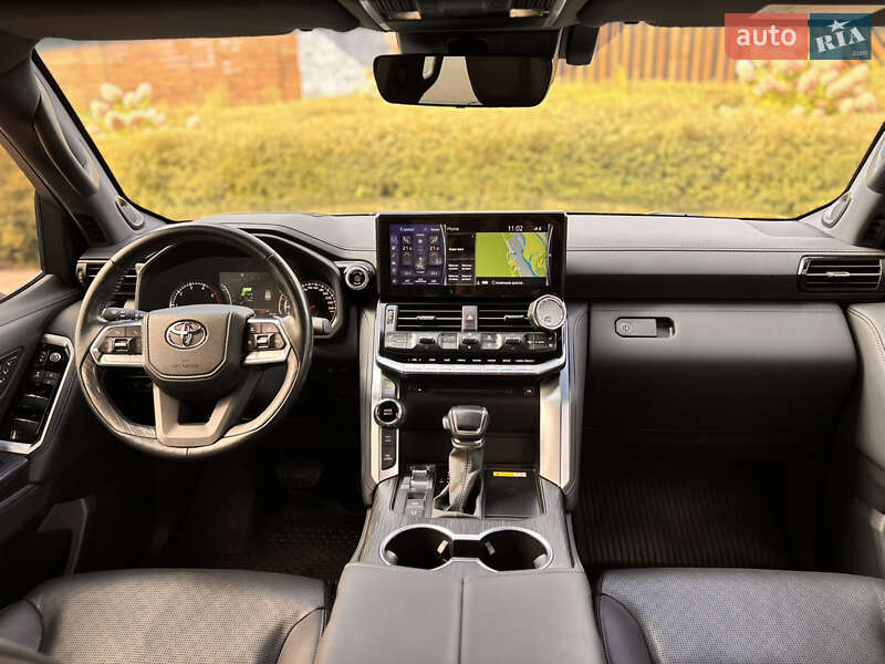 Внедорожник / Кроссовер Toyota Land Cruiser 2021 в Киеве