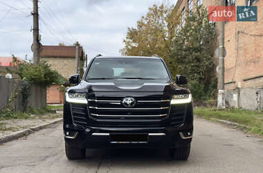 Внедорожник / Кроссовер Toyota Land Cruiser 2021 в Киеве