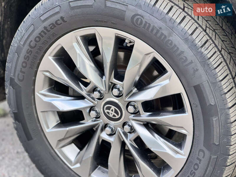 Позашляховик / Кросовер Toyota Land Cruiser 2021 в Києві