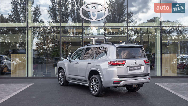 Внедорожник / Кроссовер Toyota Land Cruiser 2023 в Днепре