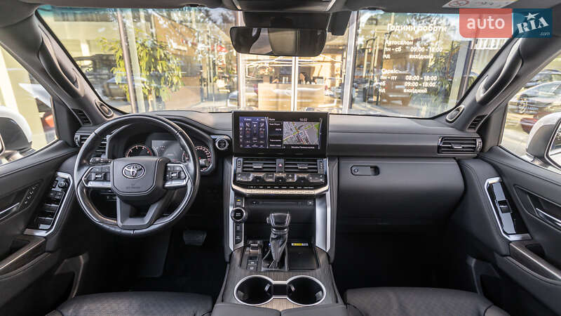 Внедорожник / Кроссовер Toyota Land Cruiser 2023 в Днепре
