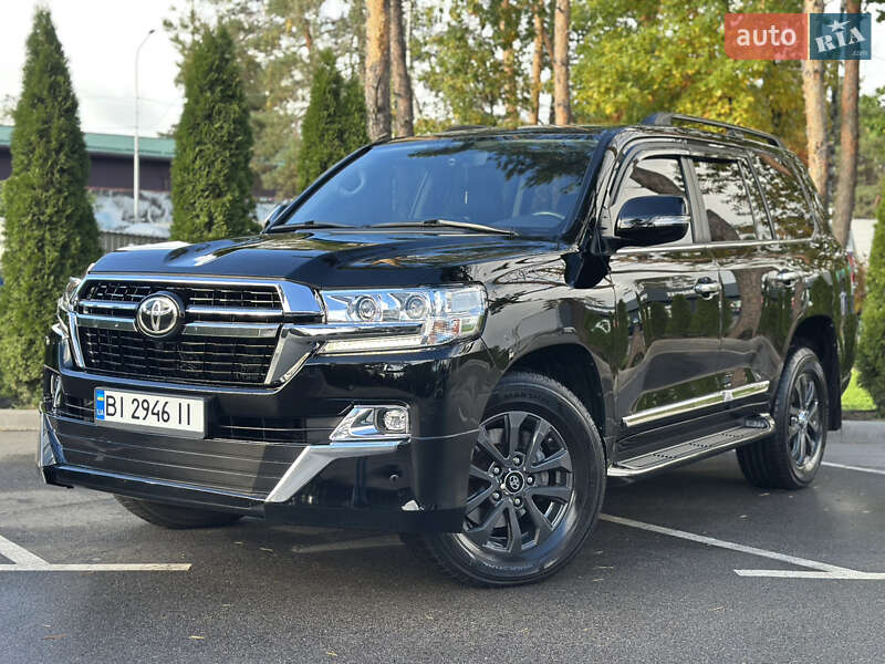 Внедорожник / Кроссовер Toyota Land Cruiser 2019 в Киеве