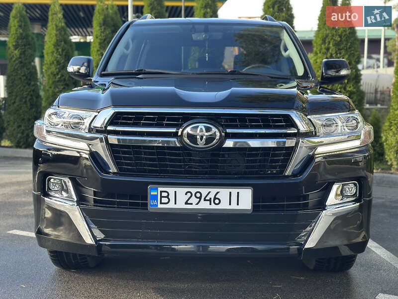 Внедорожник / Кроссовер Toyota Land Cruiser 2019 в Киеве