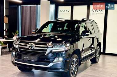 Позашляховик / Кросовер Toyota Land Cruiser 2020 в 