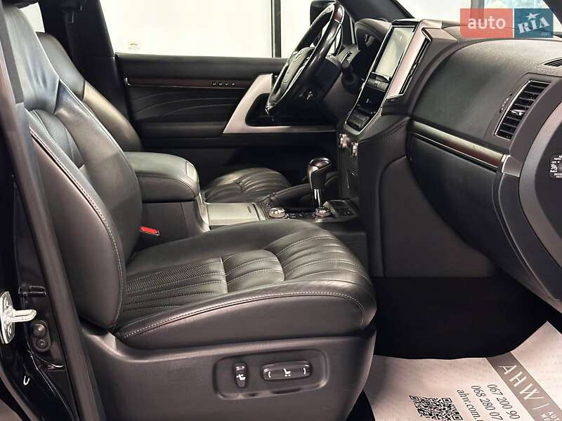 Позашляховик / Кросовер Toyota Land Cruiser 2020 в Львові