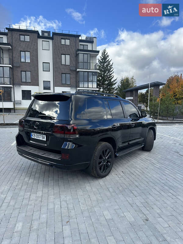 Позашляховик / Кросовер Toyota Land Cruiser 2017 в Вінниці