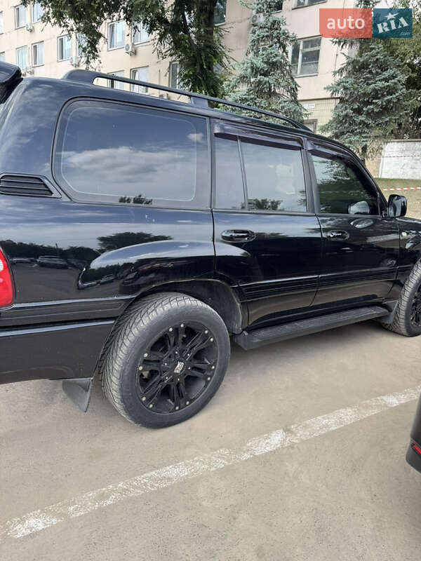 Внедорожник / Кроссовер Toyota Land Cruiser 2003 в Киеве фото 7 Внедорожник / Кроссовер Toyota Land Cruiser 2003 в Киеве
