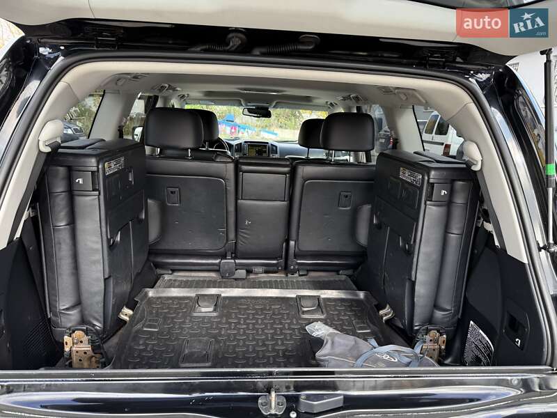 Позашляховик / Кросовер Toyota Land Cruiser 2011 в Тернополі