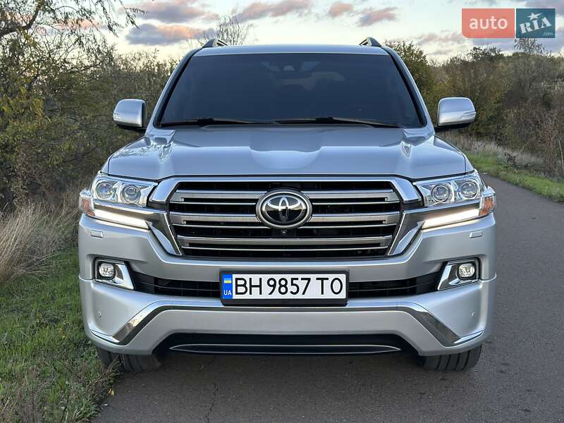 Внедорожник / Кроссовер Toyota Land Cruiser 2016 в Одессе фото 11 Внедорожник / Кроссовер Toyota Land Cruiser 2016 в Одессе