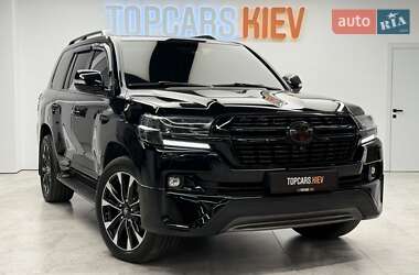 Внедорожник / Кроссовер Toyota Land Cruiser 2018 в Киеве