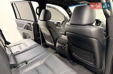 Внедорожник / Кроссовер Toyota Land Cruiser 2018 в 