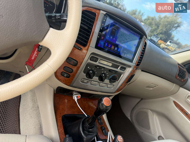 Внедорожник / Кроссовер Toyota Land Cruiser 2007 в Тячеве