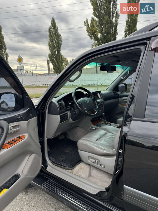 Внедорожник / Кроссовер Toyota Land Cruiser 2003 в Киеве