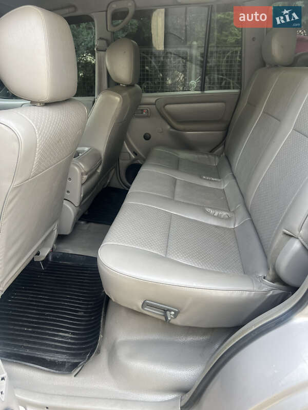 Внедорожник / Кроссовер Toyota Land Cruiser 2002 в Ужгороде фото 4 Внедорожник / Кроссовер Toyota Land Cruiser 2002 в Ужгороде