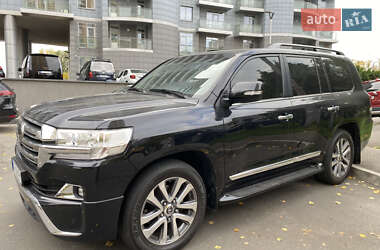 Позашляховик / Кросовер Toyota Land Cruiser 2017 в Києві