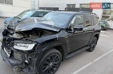 Внедорожник / Кроссовер Toyota Land Cruiser 2021 в 
