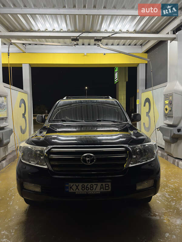 Внедорожник / Кроссовер Toyota Land Cruiser 2008 в Сумах