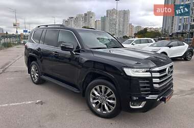 Внедорожник / Кроссовер Toyota Land Cruiser 2023 в 