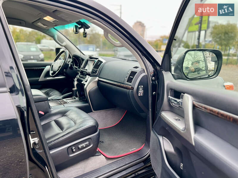 Внедорожник / Кроссовер Toyota Land Cruiser 2012 в Киеве