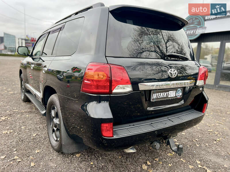 Внедорожник / Кроссовер Toyota Land Cruiser 2012 в Киеве