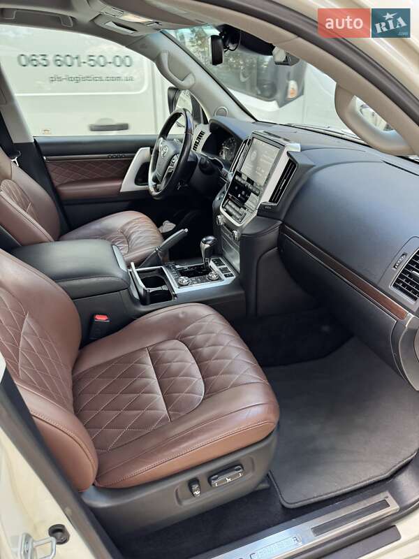 Внедорожник / Кроссовер Toyota Land Cruiser 2017 в Полтаве