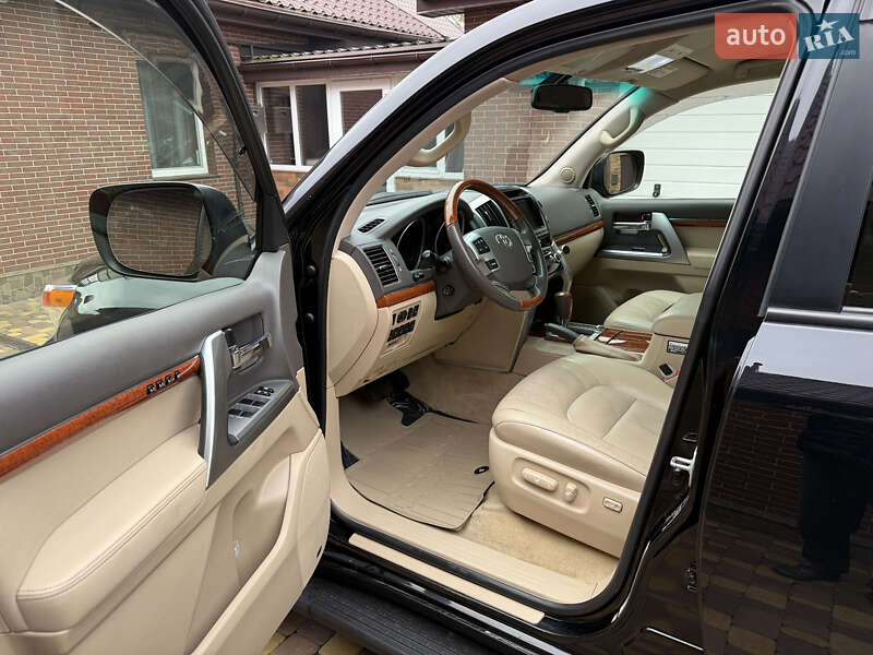 Внедорожник / Кроссовер Toyota Land Cruiser 2013 в Киеве