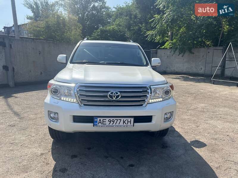 Внедорожник / Кроссовер Toyota Land Cruiser 2013 в Днепре фото 3 Внедорожник / Кроссовер Toyota Land Cruiser 2013 в Днепре