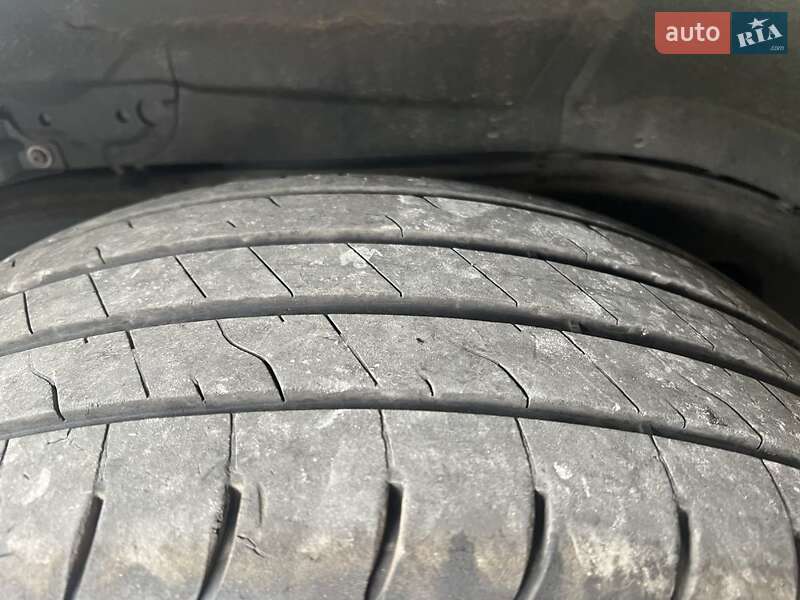 Внедорожник / Кроссовер Toyota Land Cruiser 2013 в Днепре фото 14 Внедорожник / Кроссовер Toyota Land Cruiser 2013 в Днепре