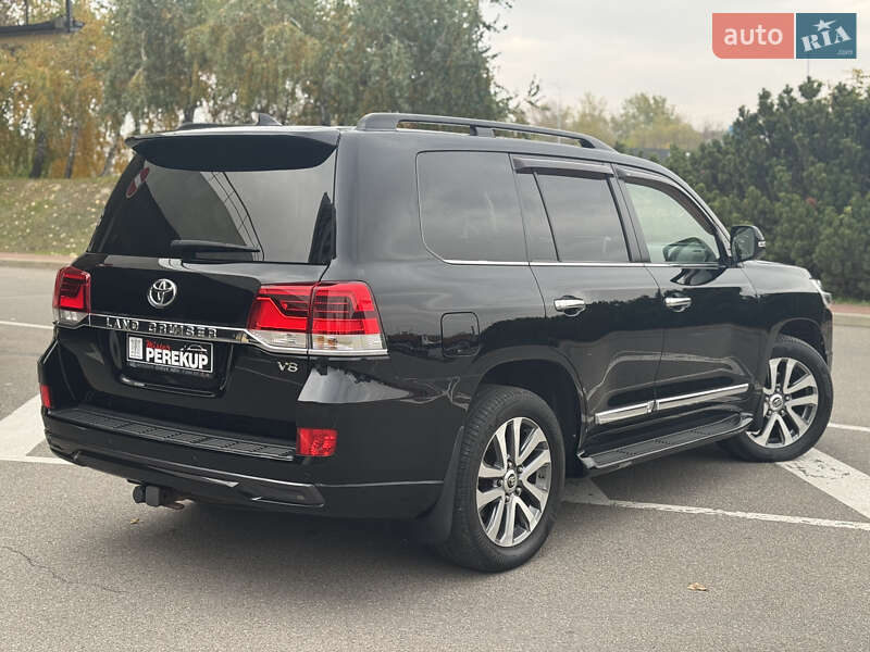 Внедорожник / Кроссовер Toyota Land Cruiser 2016 в Киеве