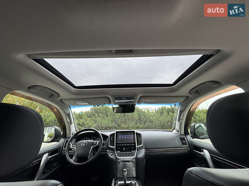 Внедорожник / Кроссовер Toyota Land Cruiser 2016 в Киеве