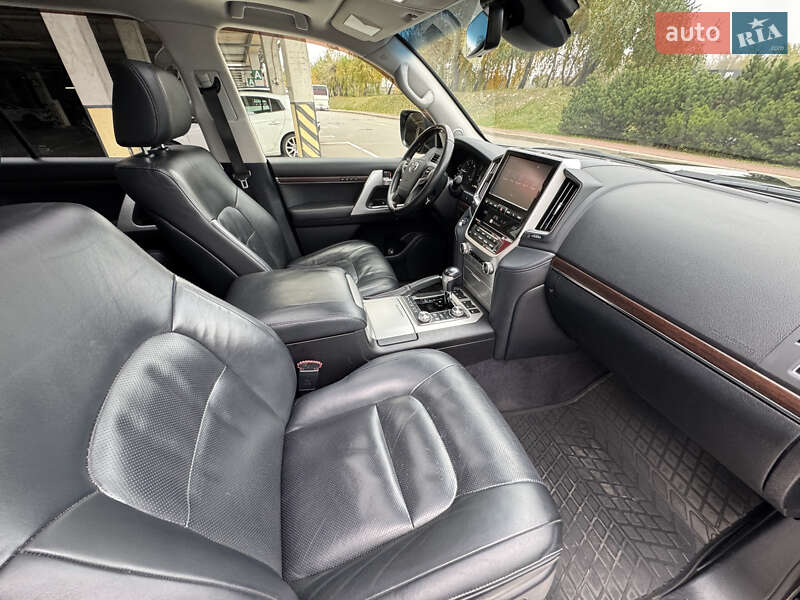 Внедорожник / Кроссовер Toyota Land Cruiser 2016 в Киеве