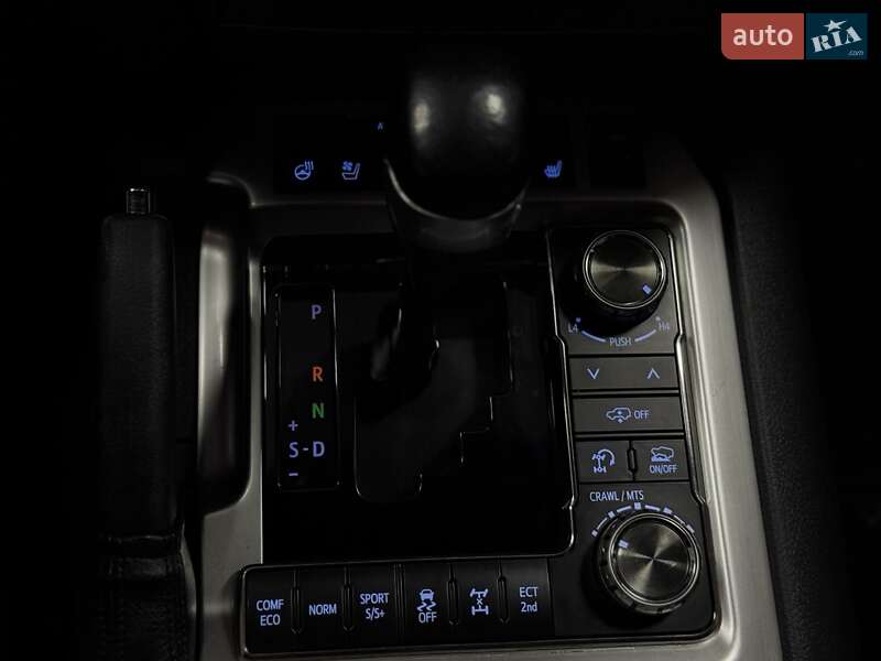 Внедорожник / Кроссовер Toyota Land Cruiser 2017 в Полтаве фото 15 Внедорожник / Кроссовер Toyota Land Cruiser 2017 в Полтаве