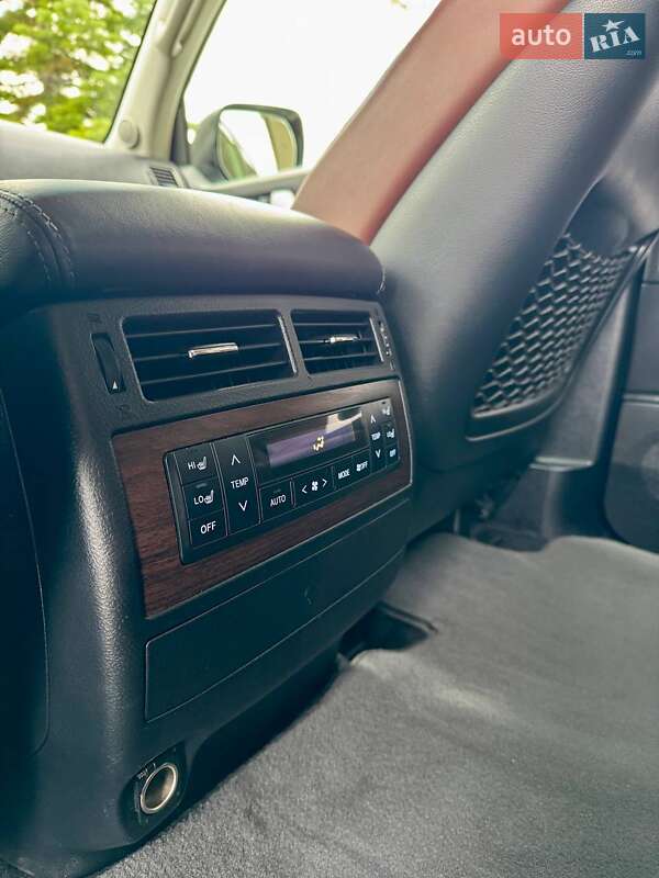 Позашляховик / Кросовер Toyota Land Cruiser 2018 в Одесі фото 17 Позашляховик / Кросовер Toyota Land Cruiser 2018 в Одесі