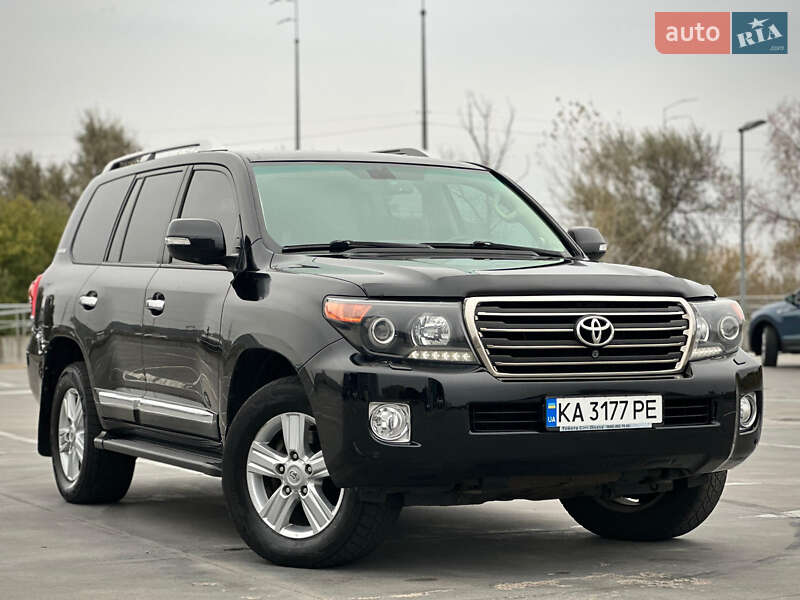 Внедорожник / Кроссовер Toyota Land Cruiser 2014 в Киеве