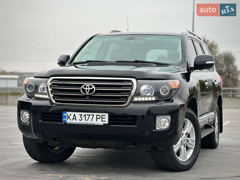 Внедорожник / Кроссовер Toyota Land Cruiser 2014 в Киеве