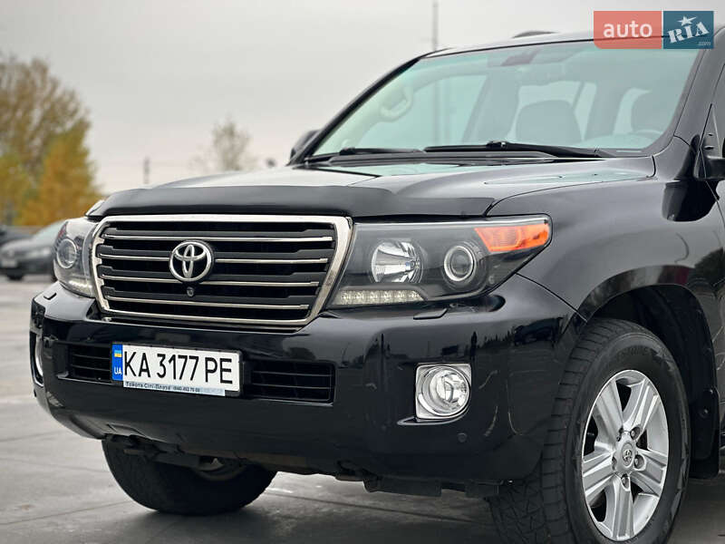 Внедорожник / Кроссовер Toyota Land Cruiser 2014 в Киеве