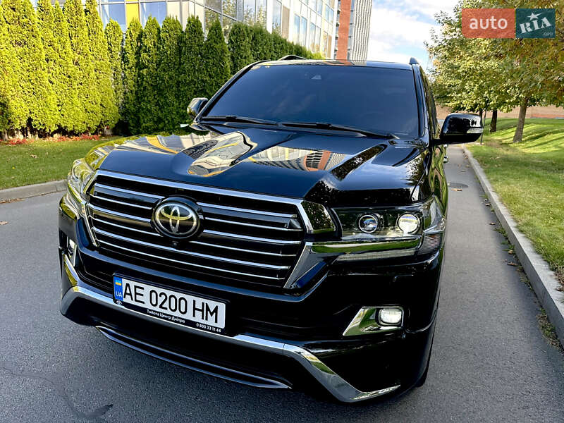 Внедорожник / Кроссовер Toyota Land Cruiser 2017 в Днепре фото 17 Внедорожник / Кроссовер Toyota Land Cruiser 2017 в Днепре