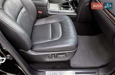 Внедорожник / Кроссовер Toyota Land Cruiser 2020 в 