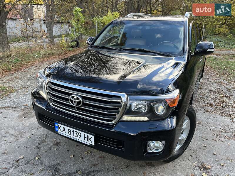 Toyota Land Cruiser 2014
