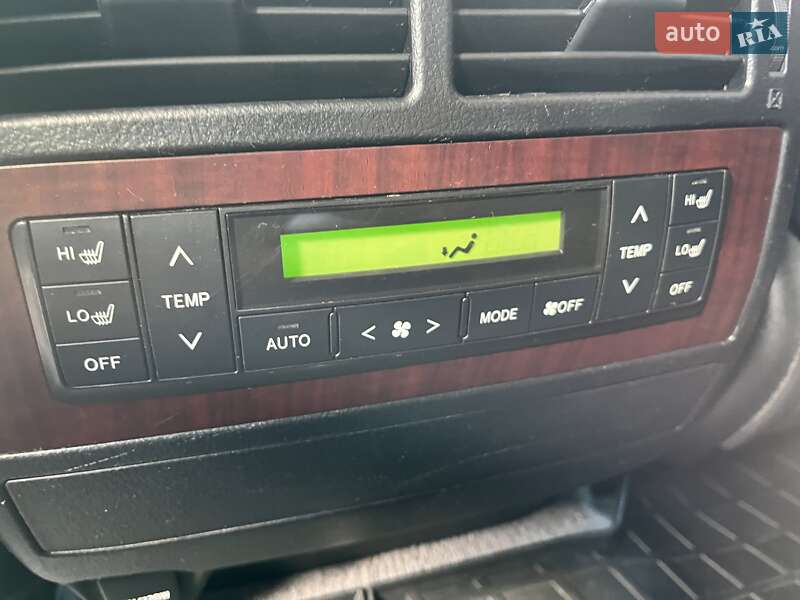 Внедорожник / Кроссовер Toyota Land Cruiser 2014 в Киеве