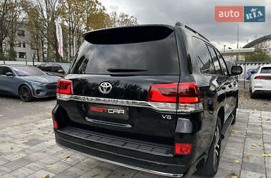 Позашляховик / Кросовер Toyota Land Cruiser 2016 в  фото 15 Позашляховик / Кросовер Toyota Land Cruiser 2016 в