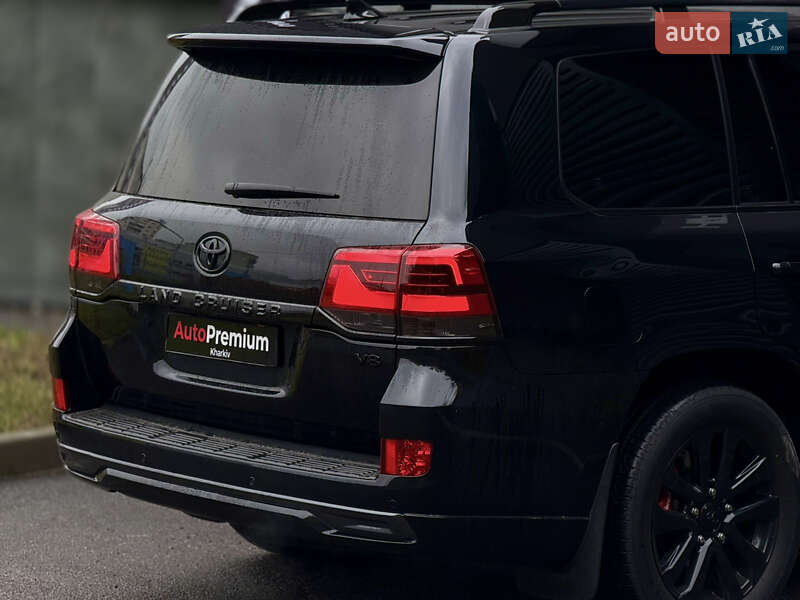 Внедорожник / Кроссовер Toyota Land Cruiser 2017 в Харькове фото 9 Внедорожник / Кроссовер Toyota Land Cruiser 2017 в Харькове