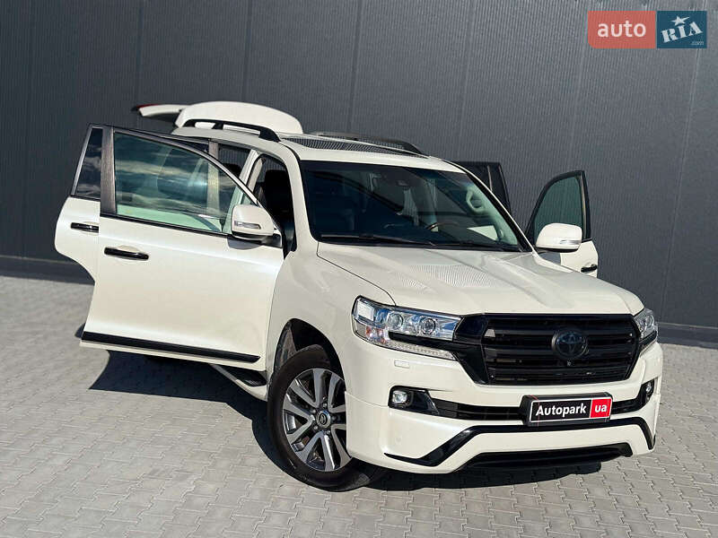 Внедорожник / Кроссовер Toyota Land Cruiser 2016 в Львове