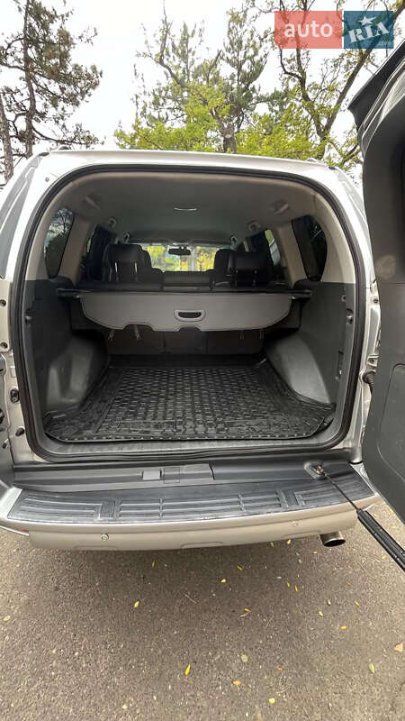 Внедорожник / Кроссовер Toyota Land Cruiser 2010 в Николаеве