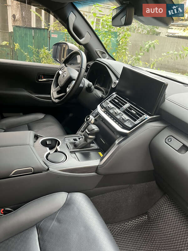 Внедорожник / Кроссовер Toyota Land Cruiser 2021 в Киеве фото 16 Внедорожник / Кроссовер Toyota Land Cruiser 2021 в Киеве