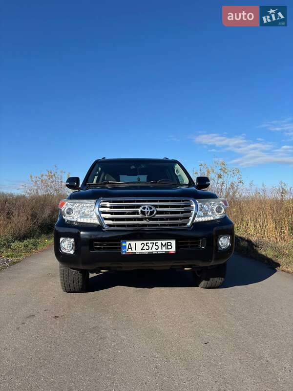 Внедорожник / Кроссовер Toyota Land Cruiser 2013 в Киеве фото 6 Внедорожник / Кроссовер Toyota Land Cruiser 2013 в Киеве