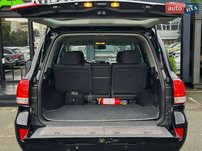 Внедорожник / Кроссовер Toyota Land Cruiser 2008 в Киеве фото 28 Внедорожник / Кроссовер Toyota Land Cruiser 2008 в Киеве